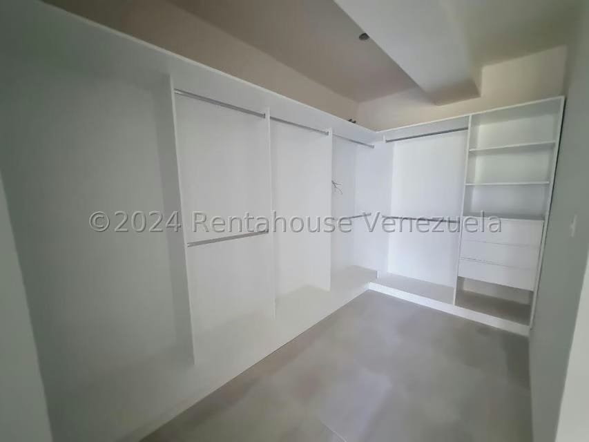 Apartamento (Duplex) en Venta en La Escondida, Distrito Metropolitano - 20