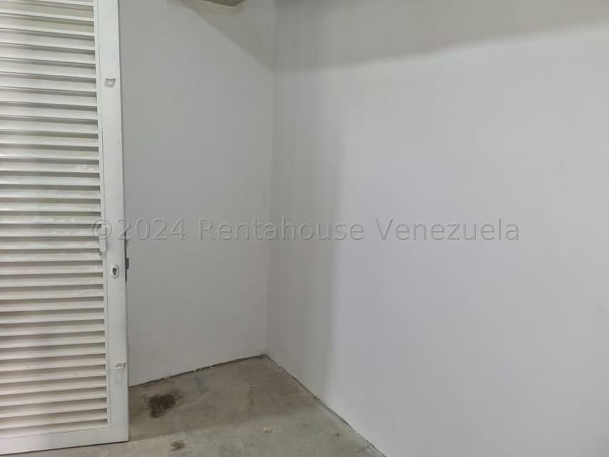 Apartamento (Duplex) en Venta en La Escondida, Distrito Metropolitano - 24