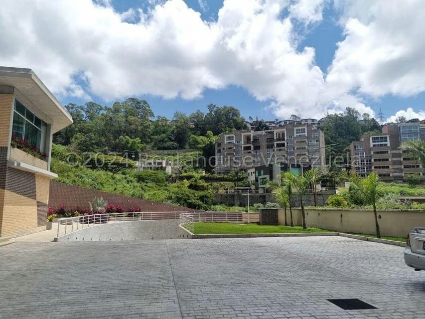 Apartamento (Duplex) en Venta en La Escondida, Distrito Metropolitano - 28