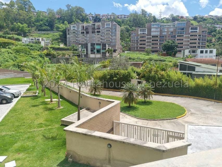 Apartamento (Duplex) en Venta en La Escondida, Distrito Metropolitano - 5