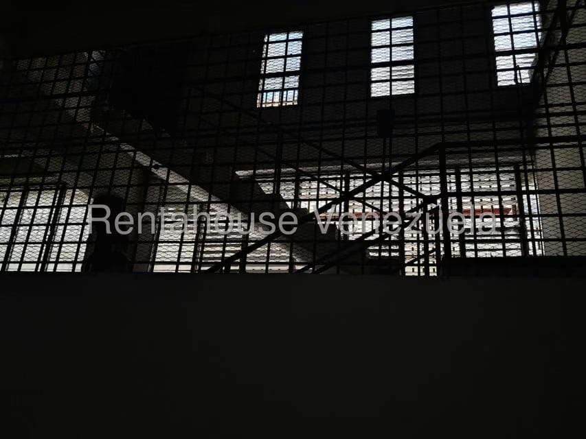 Comercial (Galpon - Deposito) en Alquiler en Terrinca, Miranda - 14