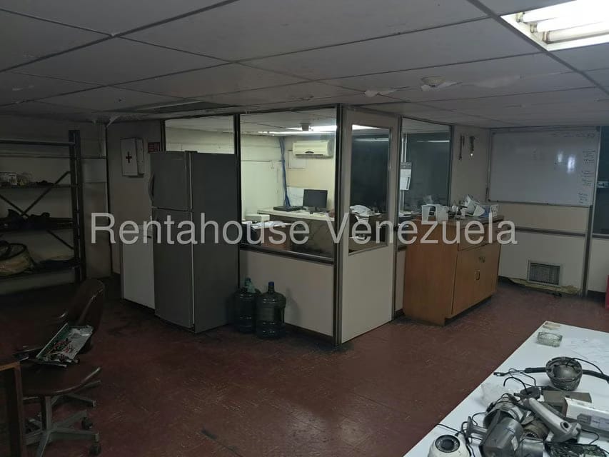 Comercial (Galpon - Deposito) en Alquiler en Terrinca, Miranda - 16