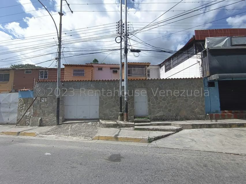 Casa (Multipes Niveles) en Venta en El Castaño, Aragua