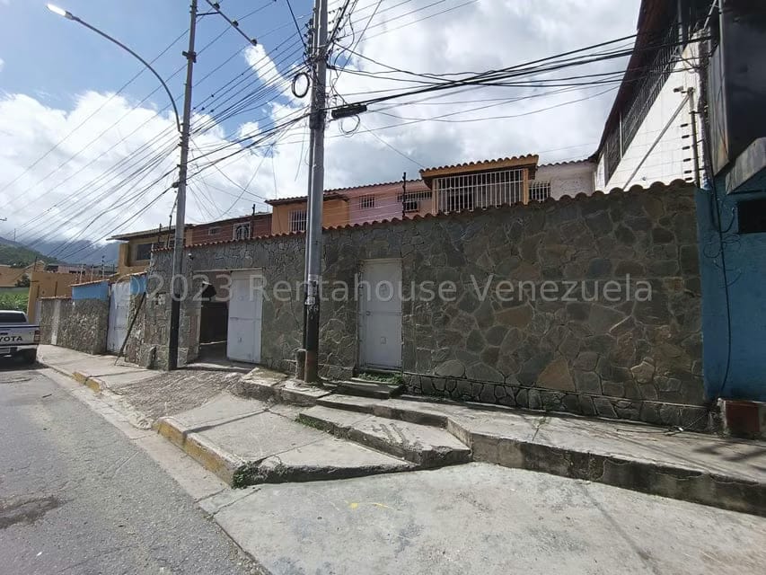 Casa (Multipes Niveles) en Venta en El Castaño, Aragua - 6