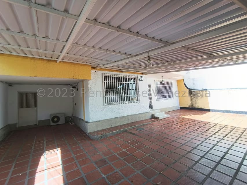 Casa (Multipes Niveles) en Venta en El Castaño, Aragua - 8
