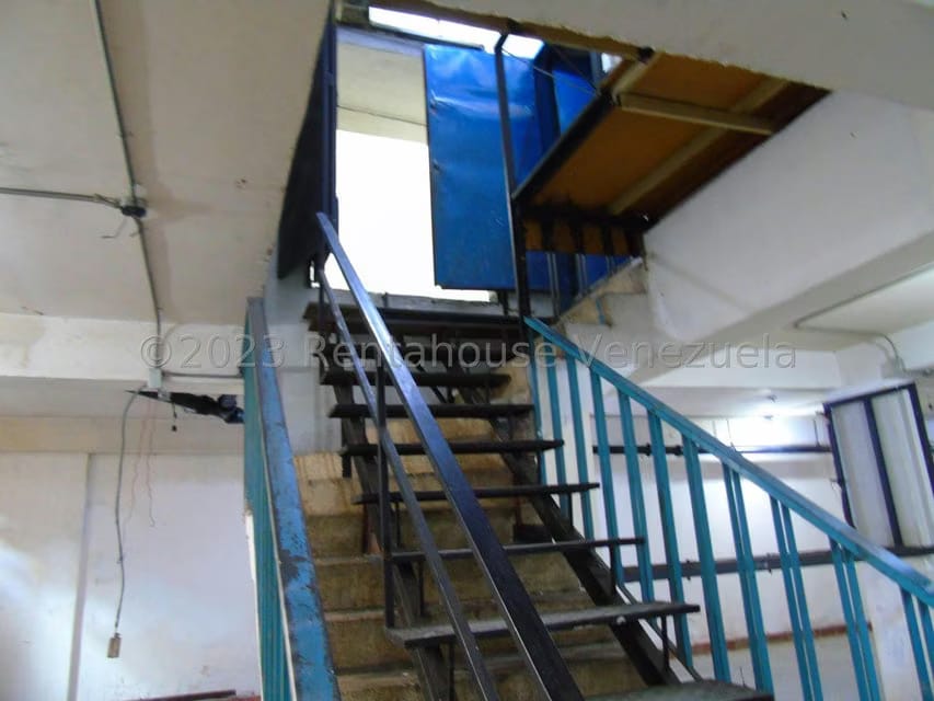 Comercial (Local Comercial) en Alquiler en Parroquia La Candelaria, Distrito Metropolitano - 7