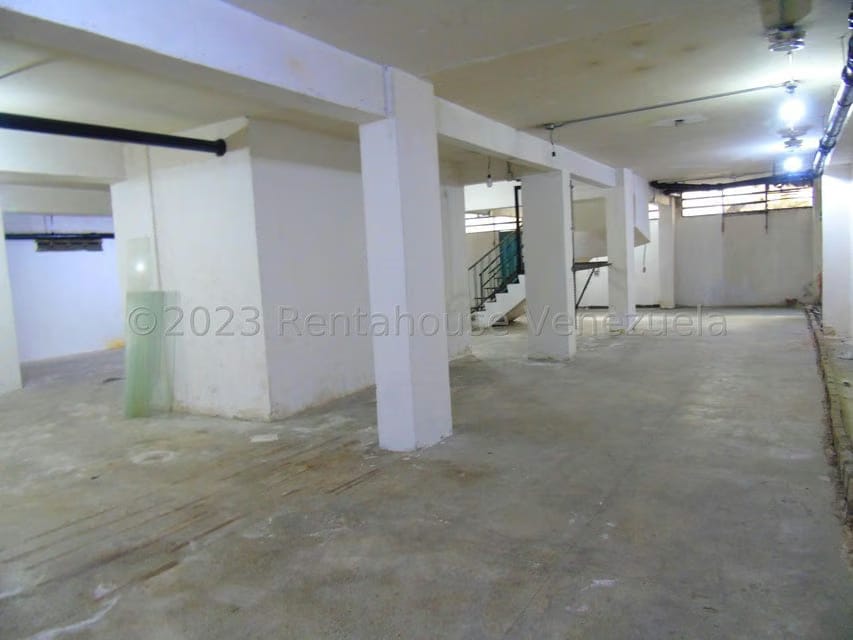 Comercial (Local Comercial) en Alquiler en Parroquia La Candelaria, Distrito Metropolitano - 10