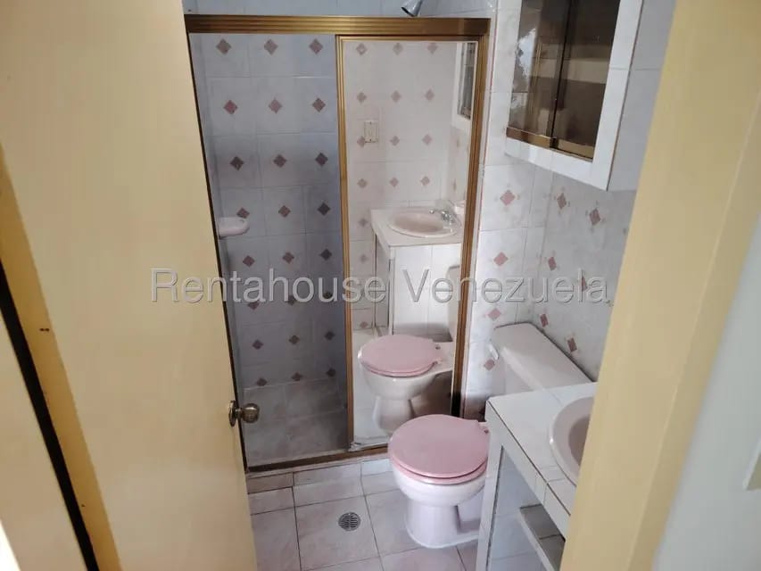 Apartamento (1 Nivel) en Alquiler en El Limon, Miranda - 5