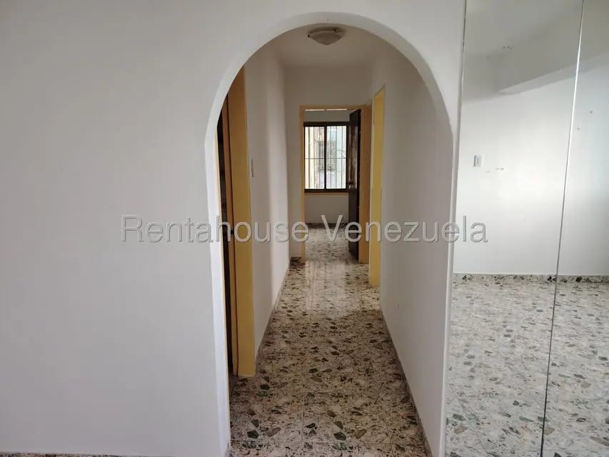 Apartamento (1 Nivel) en Alquiler en El Limon, Miranda - 7