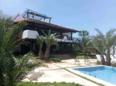 Posada Turística Operativa, equipada y lista para facturar en El Yaque Margarita