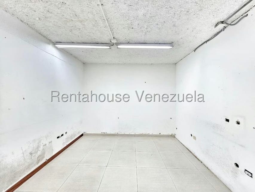 Comercial (Oficina) en Alquiler en El Rosal, Distrito Metropolitano - 27
