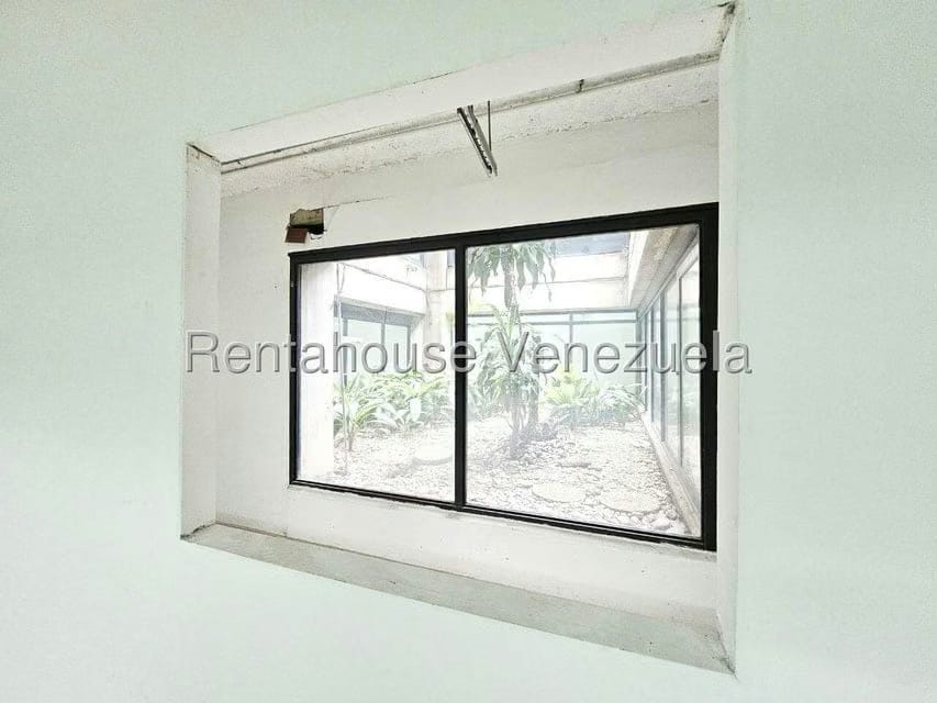 Comercial (Oficina) en Alquiler en El Rosal, Distrito Metropolitano - 31