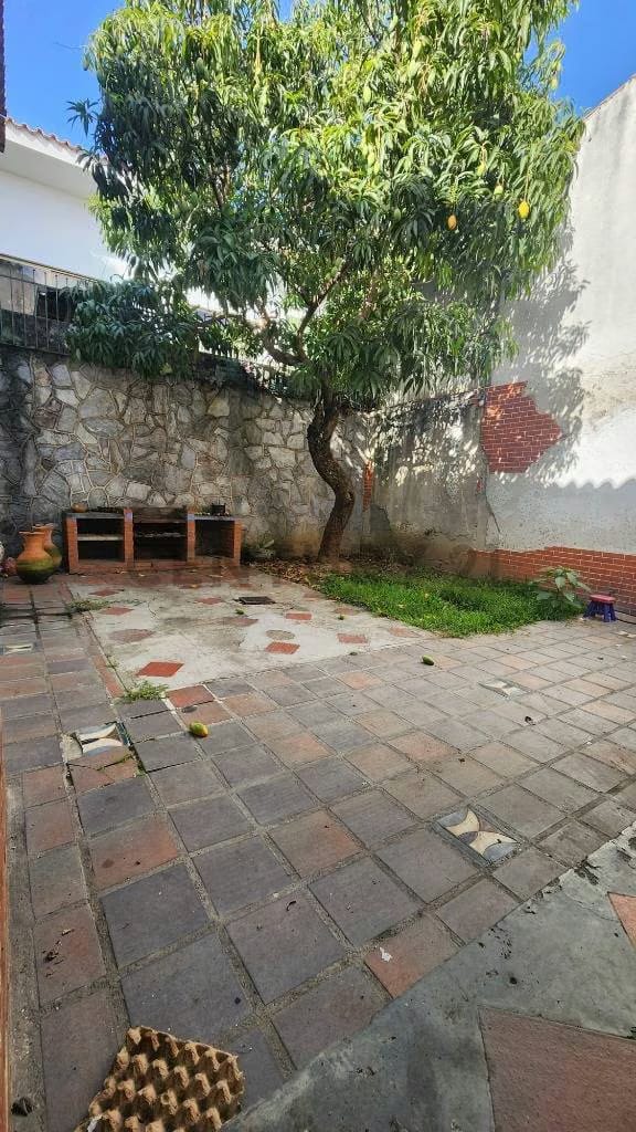 CASA para remodelar en Urbanización Santa Cecilia - 7