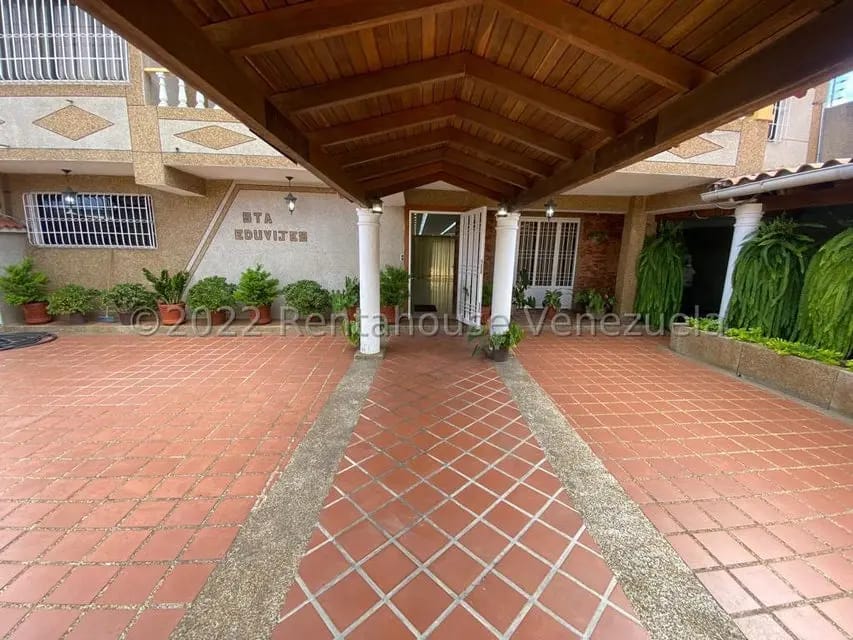 Casa (Multipes Niveles) en Venta en El Junquito, Distrito Metropolitano - 2