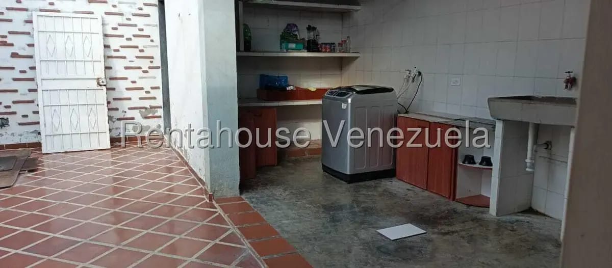 Casa (1 Nivel) en Venta en Almarriera, Lara - 28