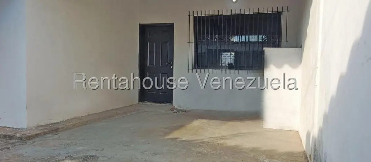 Casa (1 Nivel) en Venta en Almarriera, Lara - 5