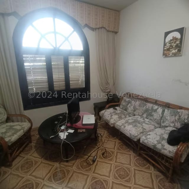 Casa (Duplex) en Venta en La Florida, Distrito Metropolitano - 12