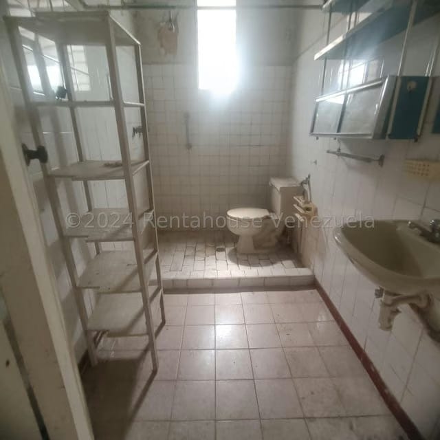 Casa (Duplex) en Venta en La Florida, Distrito Metropolitano - 37