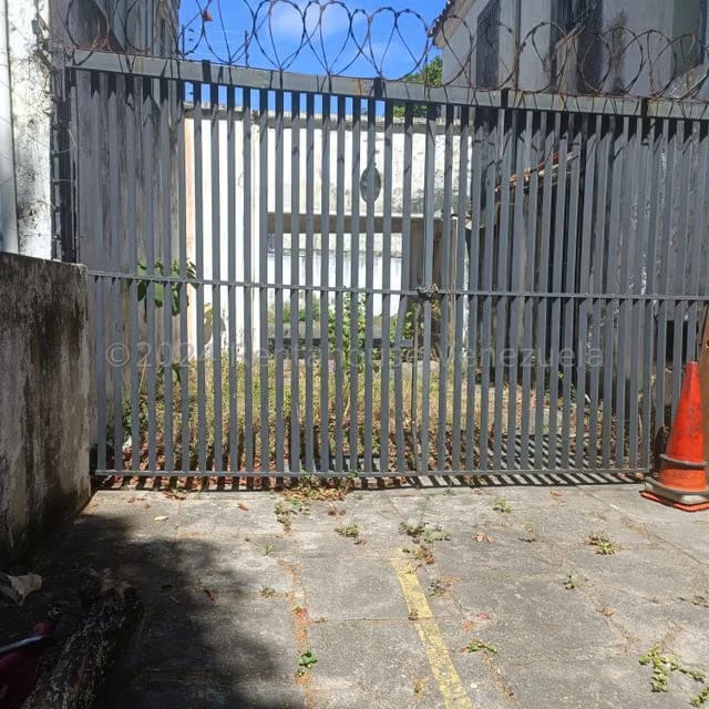 Casa (Duplex) en Venta en La Florida, Distrito Metropolitano - 58