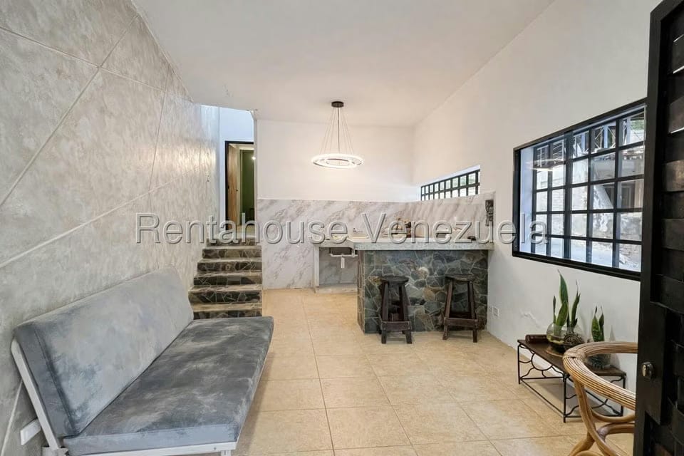 Casa (Multipes Niveles) en Venta en Oripoto, Distrito Metropolitano - 39