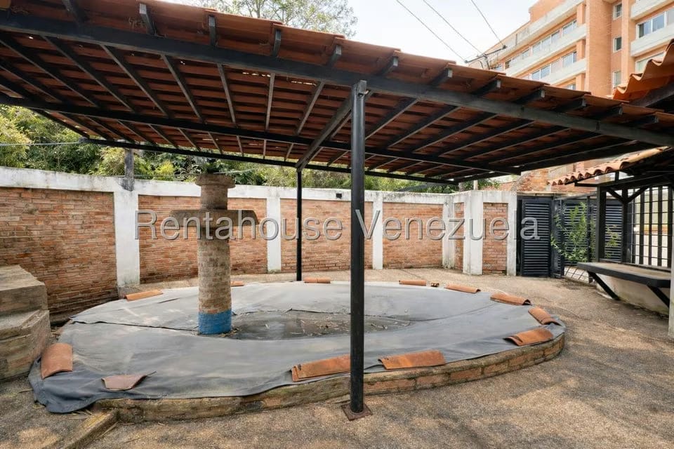 Casa (Multipes Niveles) en Venta en Oripoto, Distrito Metropolitano - 50