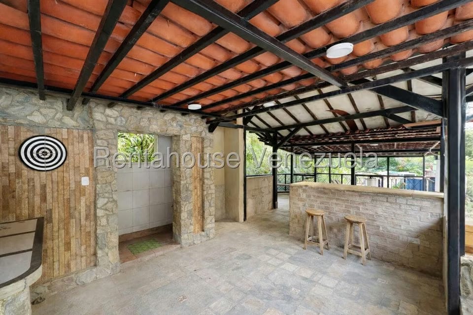 Casa (Multipes Niveles) en Venta en Oripoto, Distrito Metropolitano - 6