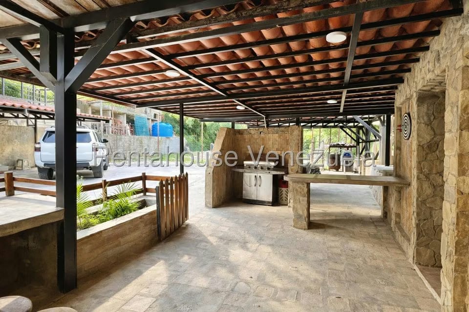 Casa (Multipes Niveles) en Venta en Oripoto, Distrito Metropolitano - 8