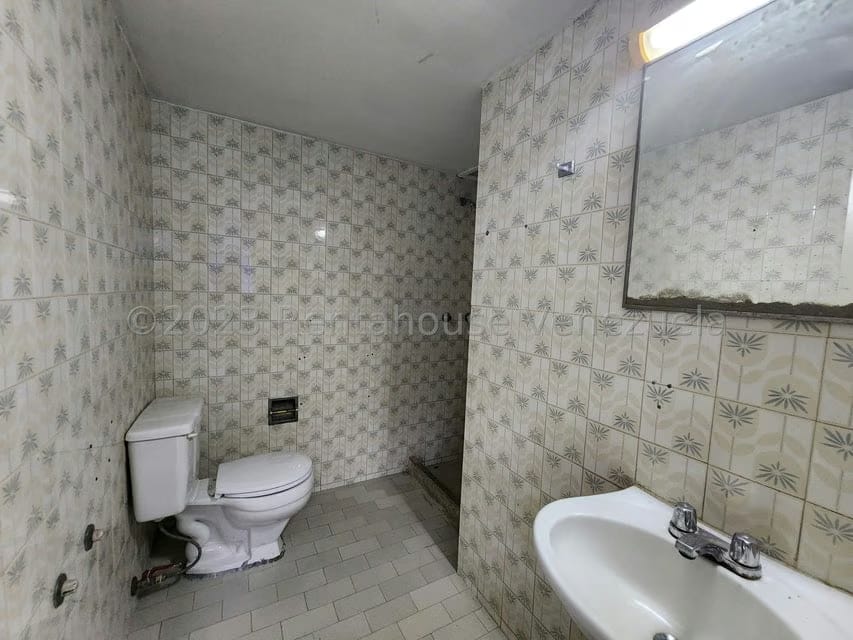 Comercial (Oficina) en Alquiler en El Marques, Distrito Metropolitano - 11