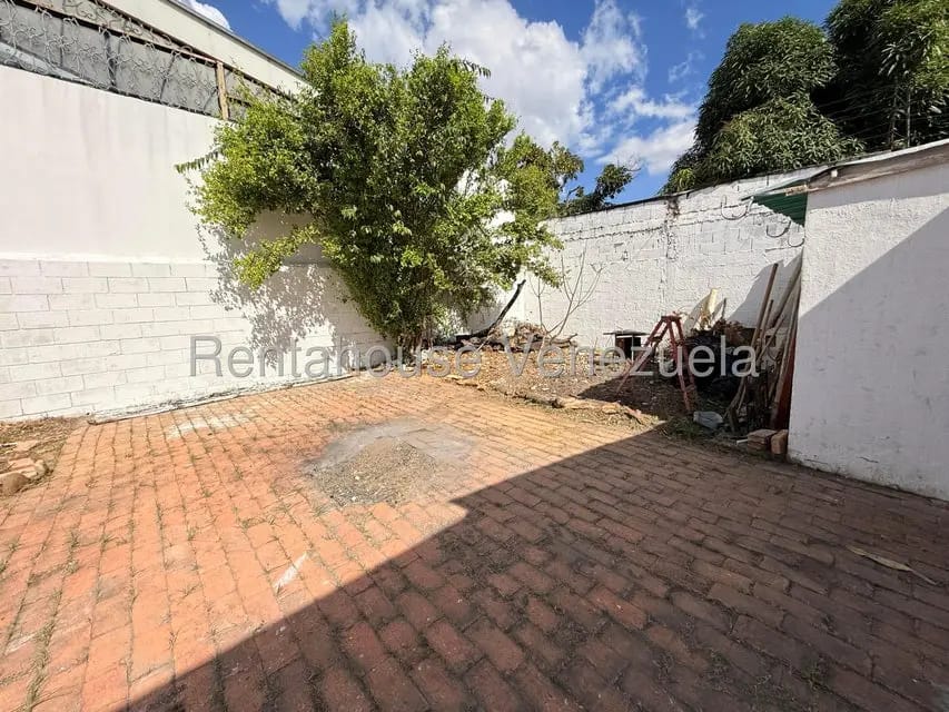 Anexo (1 Nivel) en Alquiler en Santa Elena, Lara - 13