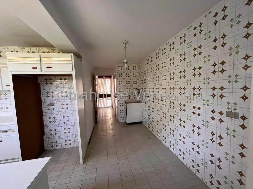 Apartamento (1 Nivel) en Venta en Los Naranjos del Cafetal, Distrito Metropolitano - 14