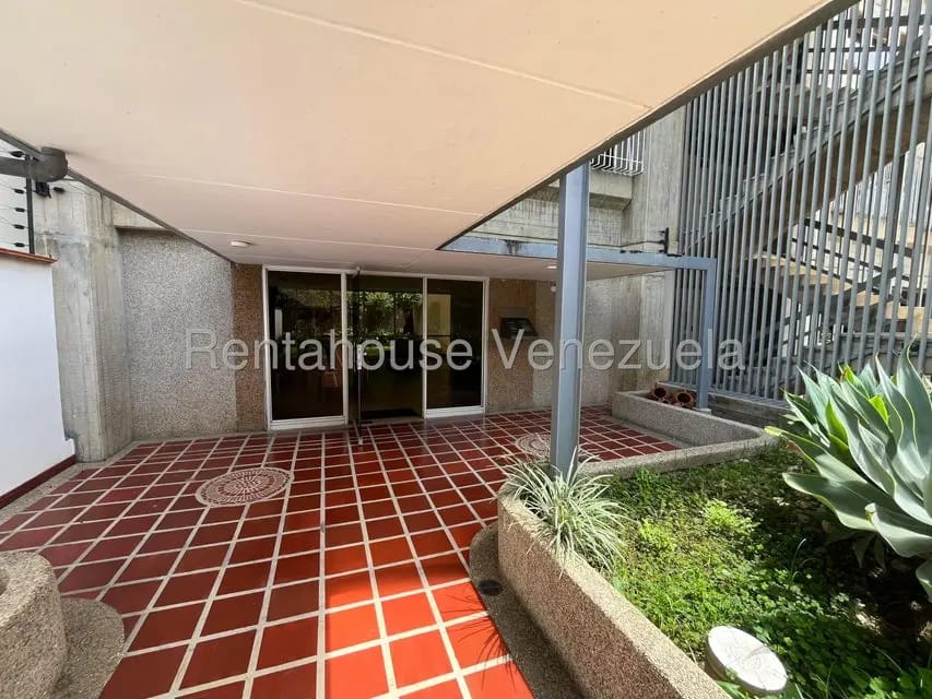 Apartamento (1 Nivel) en Venta en Los Naranjos del Cafetal, Distrito Metropolitano - 33