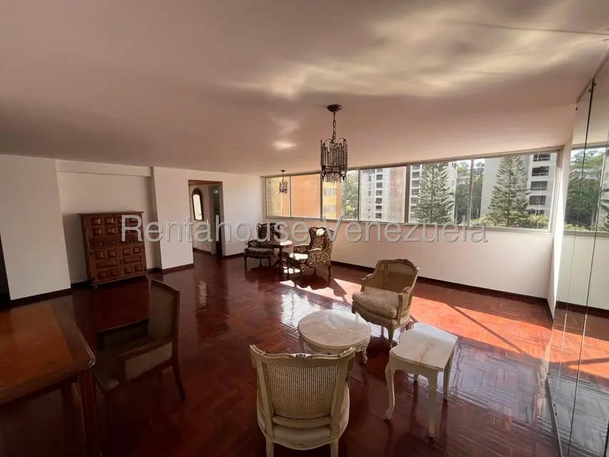 Apartamento (1 Nivel) en Venta en Los Naranjos del Cafetal, Distrito Metropolitano - 5