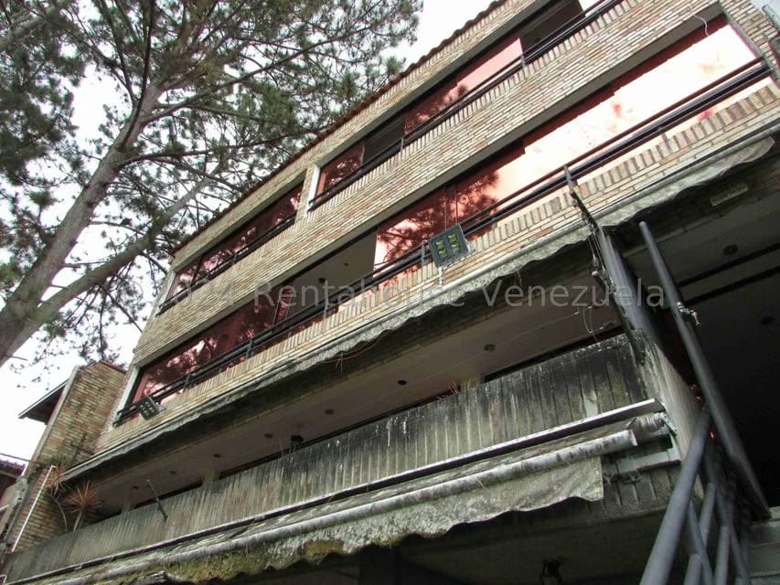 Casa (Multipes Niveles) en Venta en Los Naranjos del Cafetal, Distrito Metropolitano - 17