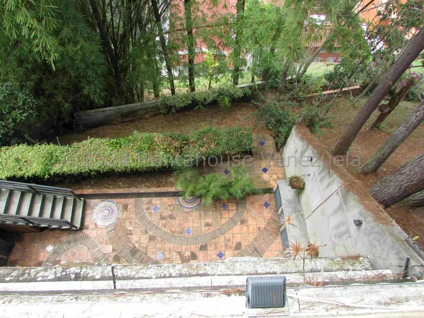 Casa (Multipes Niveles) en Venta en Los Naranjos del Cafetal, Distrito Metropolitano - 19