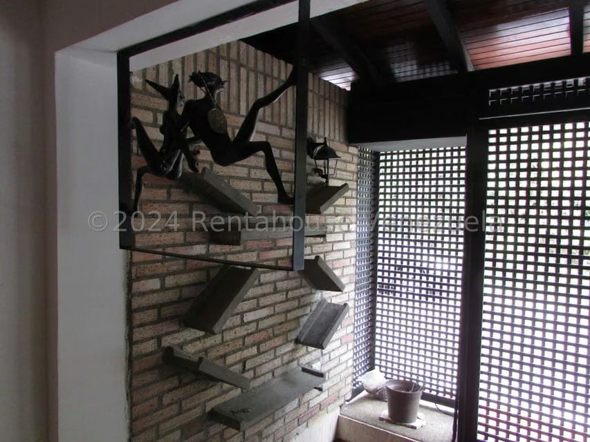 Casa (Multipes Niveles) en Venta en Los Naranjos del Cafetal, Distrito Metropolitano - 4