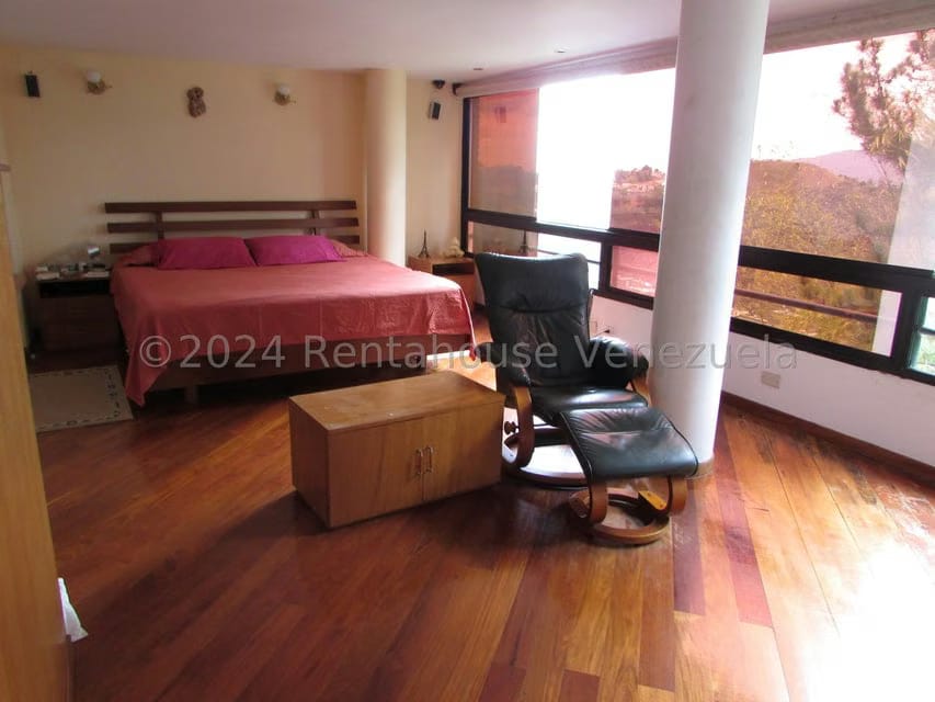 Casa (Multipes Niveles) en Venta en Los Naranjos del Cafetal, Distrito Metropolitano - 31