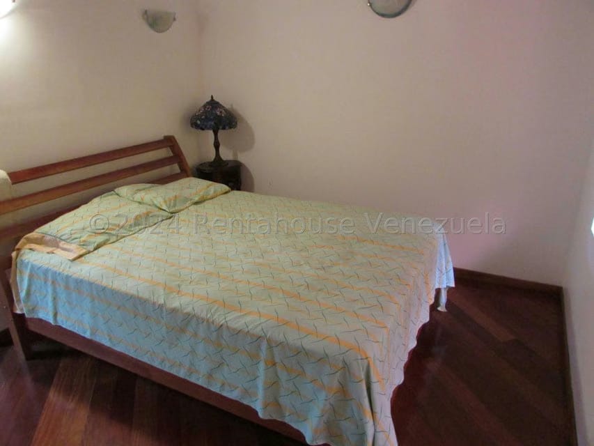 Casa (Multipes Niveles) en Venta en Los Naranjos del Cafetal, Distrito Metropolitano - 43