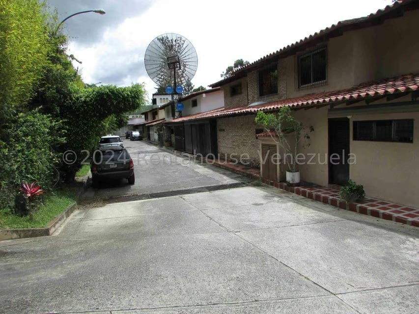 Casa (Multipes Niveles) en Venta en Los Naranjos del Cafetal, Distrito Metropolitano - 46