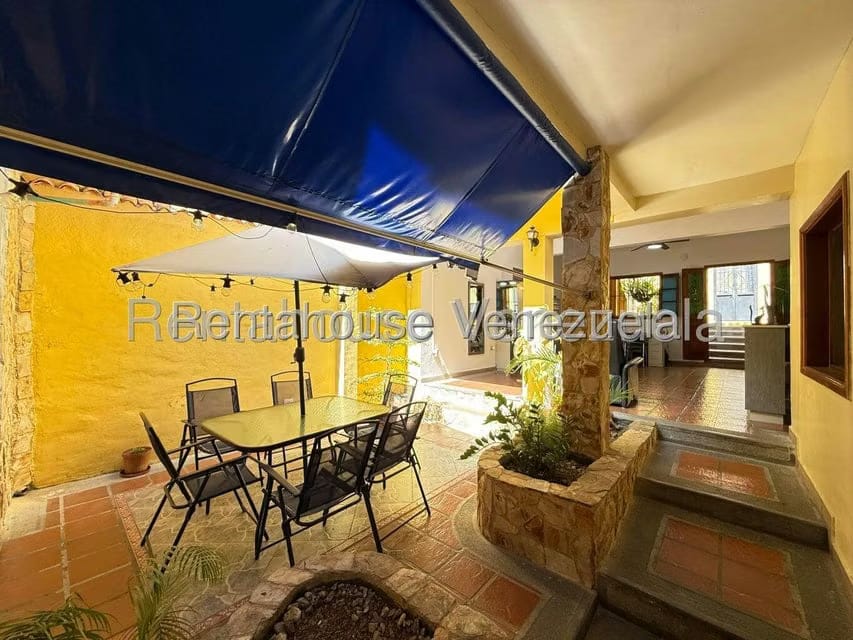 Comercial (Local Comercial) en Alquiler en Los Chorros, Distrito Metropolitano - 11