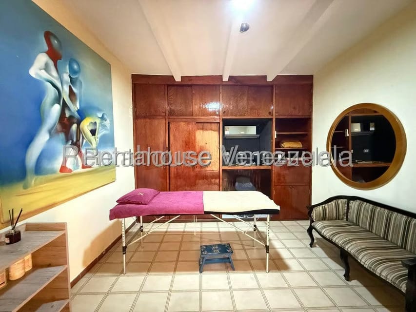 Comercial (Local Comercial) en Alquiler en Los Chorros, Distrito Metropolitano - 20