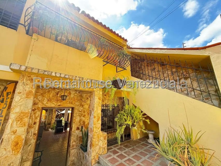 Comercial (Local Comercial) en Alquiler en Los Chorros, Distrito Metropolitano - 23