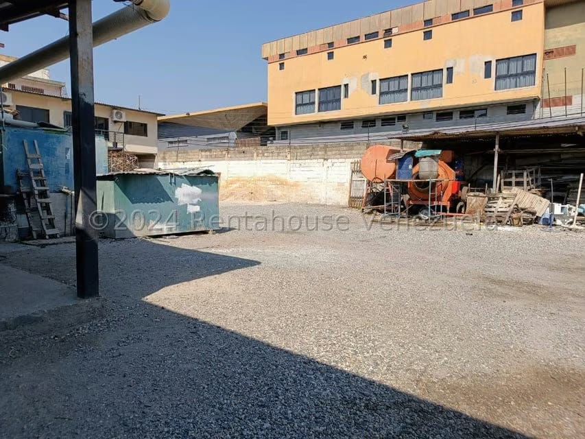 Terreno (Comercial) en Venta en Parroquia Catedral, Lara - 11