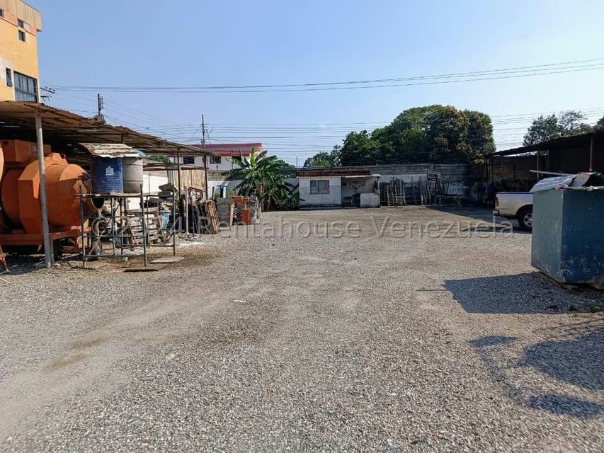 Terreno (Comercial) en Venta en Parroquia Catedral, Lara - 12