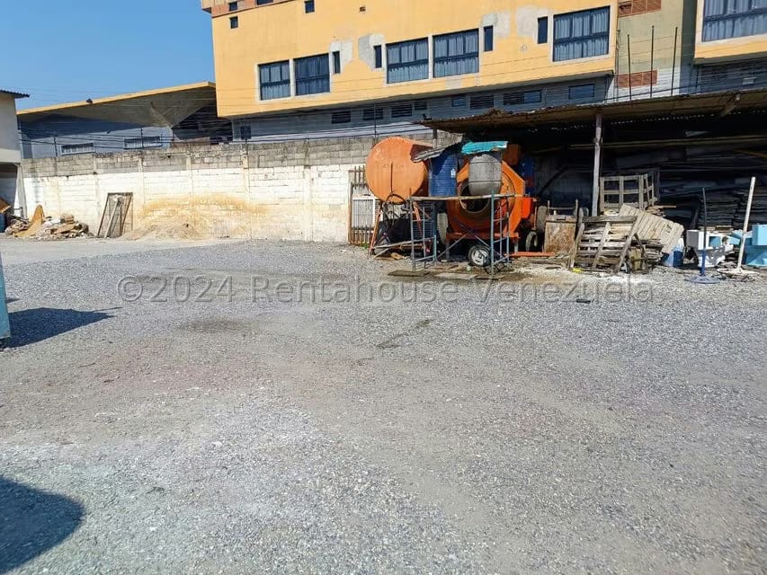 Terreno (Comercial) en Venta en Parroquia Catedral, Lara - 13