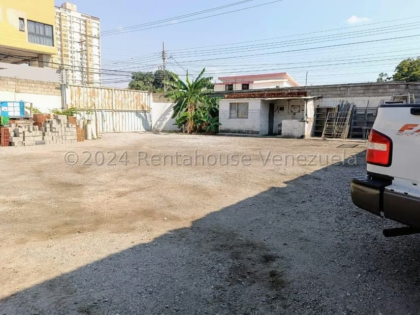 Terreno (Comercial) en Venta en Parroquia Catedral, Lara - 15