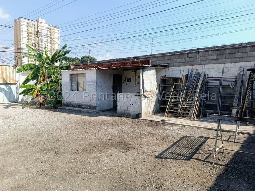 Terreno (Comercial) en Venta en Parroquia Catedral, Lara - 18