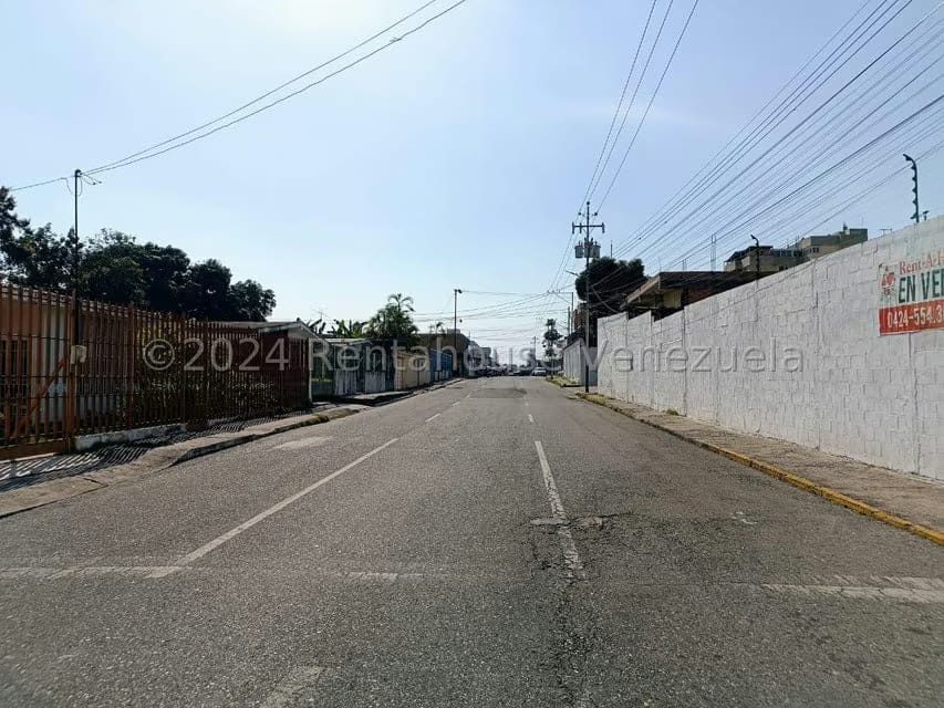 Terreno (Comercial) en Venta en Parroquia Catedral, Lara - 27