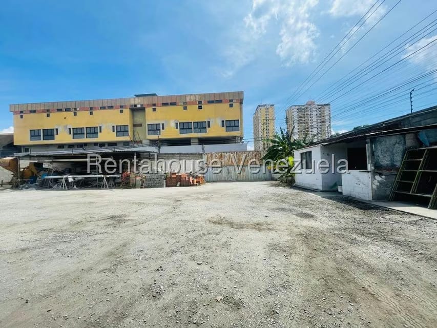 Terreno (Comercial) en Venta en Parroquia Catedral, Lara - 9