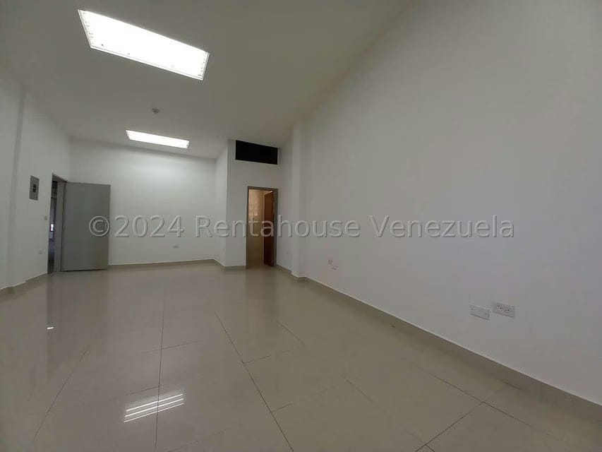 Comercial (Galpon - Deposito) en Alquiler en Mariche, Distrito Metropolitano - 8
