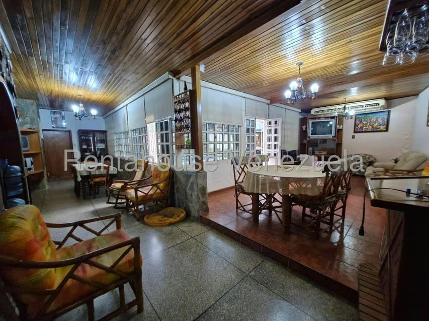 Casa (Duplex) en Venta en El Limon, Aragua - 24